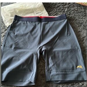 Tracksmith Men’s Allston half tights. Large